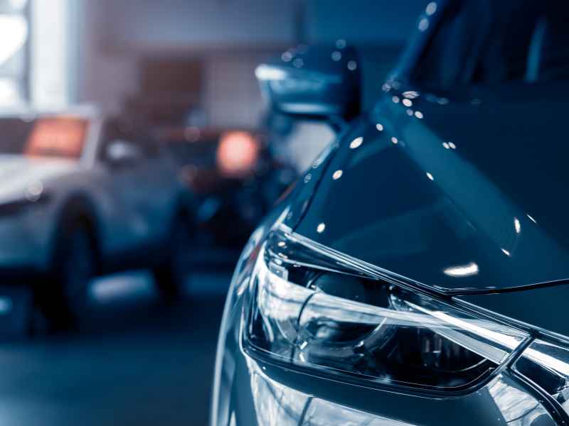 Headlight restoration service